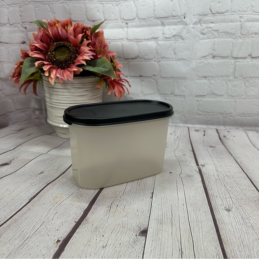 tupperware modular mate oval 2 Kitchen Storage Container new replacement seal